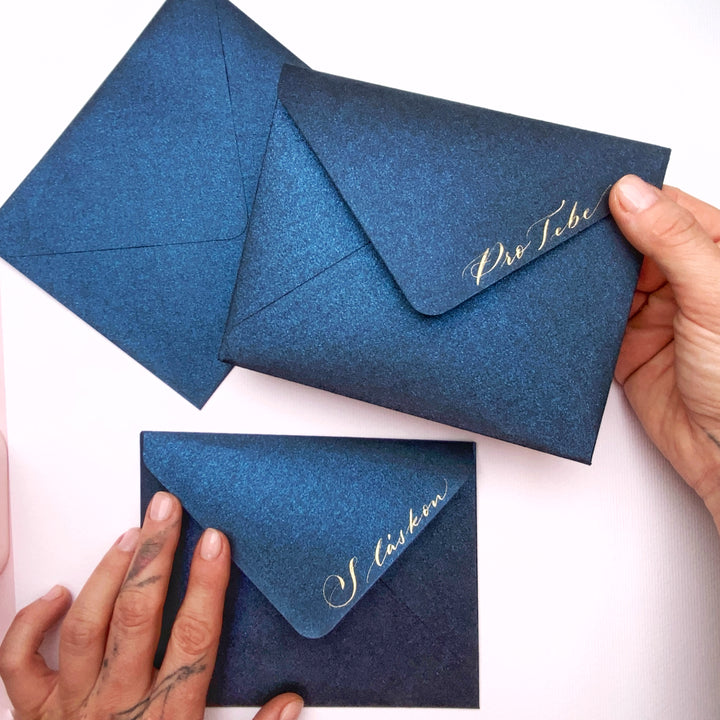 Obálka A6 - modrá, "Hvězdný prach" | Ručně vyráběná s možností nadepsání Ely