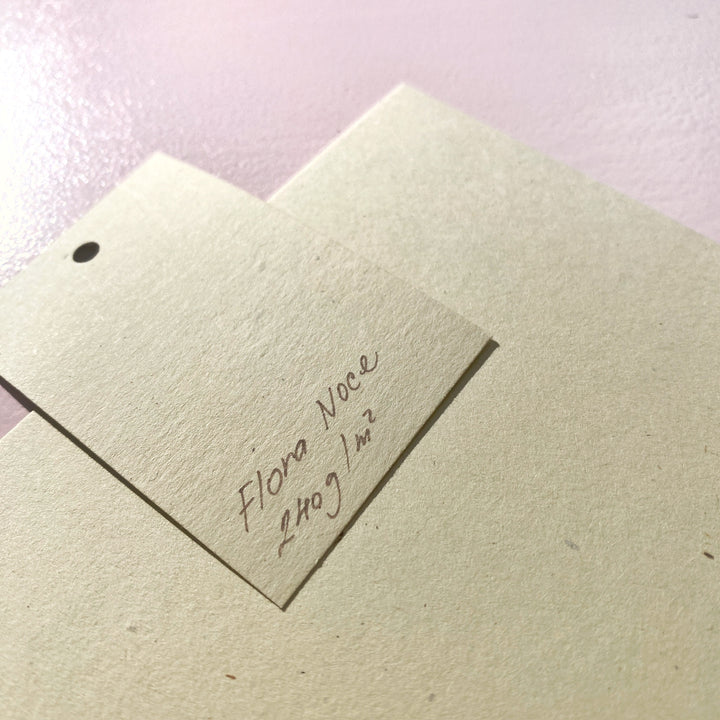 Papír Flora Noce 240 g/m² , přírodní a recyklovaný, formát A4 a jiné Gruppo Cordenons