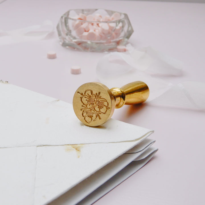 Mosazné pečetidlo – Anemone | průměr 25 mm Krasopiska