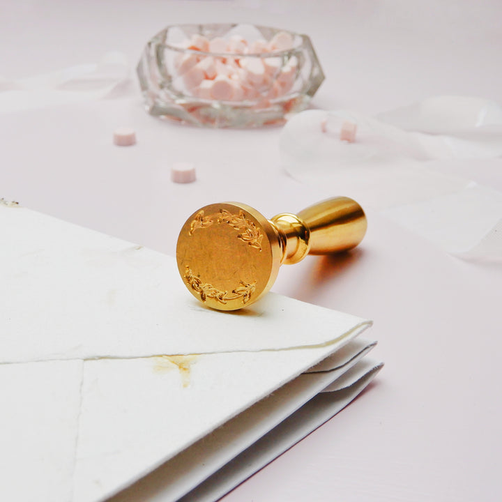 Mosazné pečetidlo – Rozdělený věneček | průměr 25 mm Krasopiska