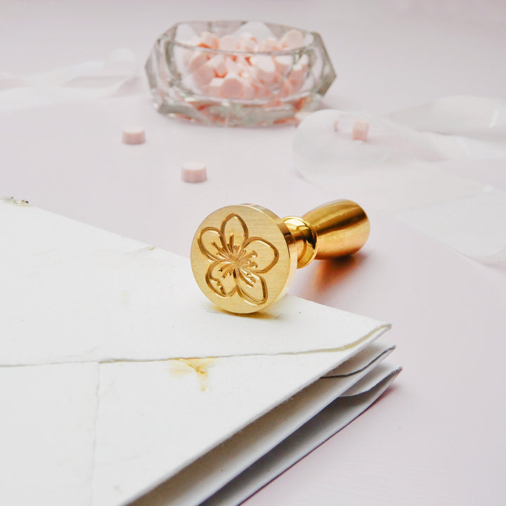 Mosazné pečetidlo – Sakura | průměr 25 mm Krasopiska