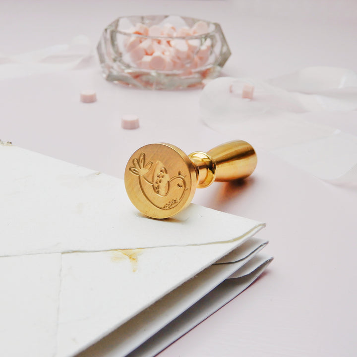 Mosazné pečetidlo – Ptáček s korunkou | průměr 25 mm Krasopiska