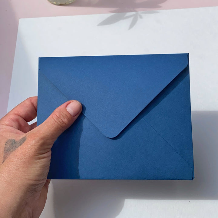 Obálka menší – tmavě modrá, ručně vyráběná | sada 6 ks Ely
