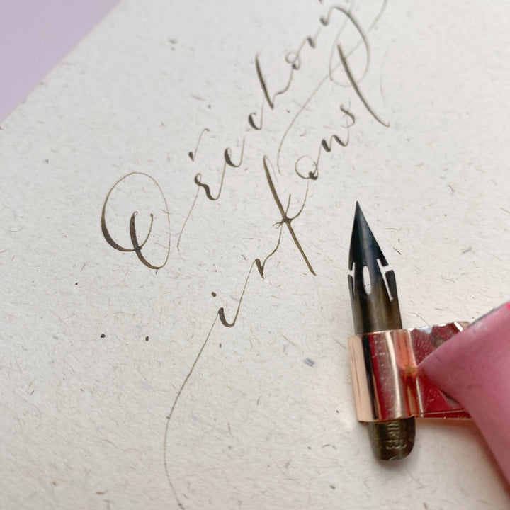 Papír Flora Giglio 130 g/m² , přírodní a recyklovaný, formát A4 a jiné Gruppo Cordenons