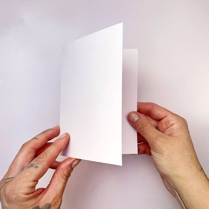 Prázdné přáníčko A6 - Světle růžové, hlazené, 300 g/m² Ely