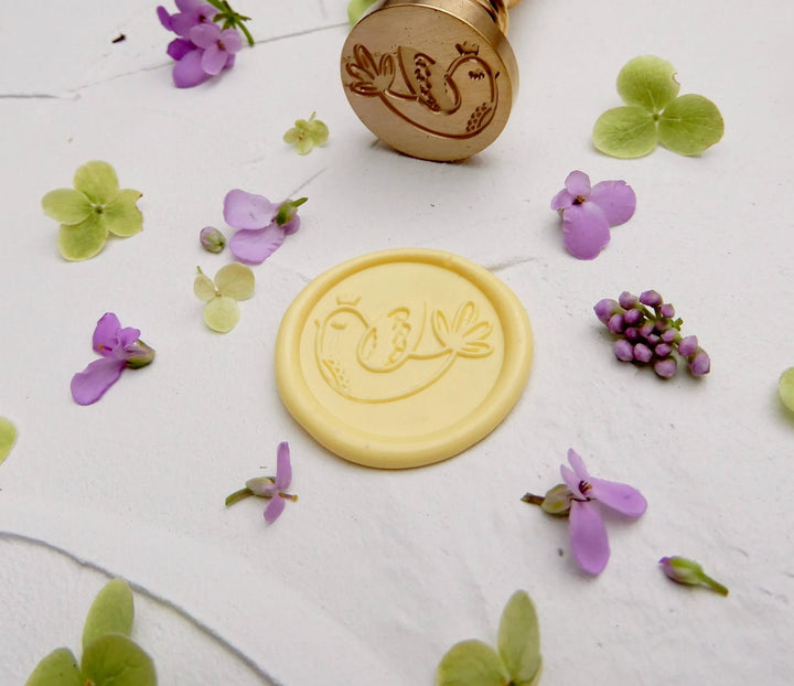 Mosazné pečetidlo – Ptáček s korunkou | průměr 25 mm Krasopiska