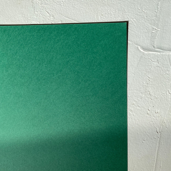 Papír Sirio Color 210 g/m² , Tmavě zelená, formát A4 a jiné Fedrigoni