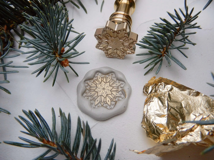 Mosazné pečetidlo – Vločka II | průměr 25 mm Krasopiska