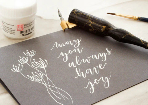 Kuretake Cartoonist Ink – bílý pigmentový inkoust 30 ml