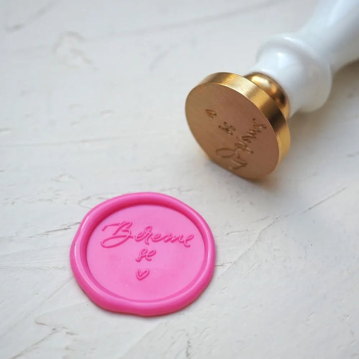 Mosazné pečetidlo – Bereme se | průměr 25 mm Krasopiska