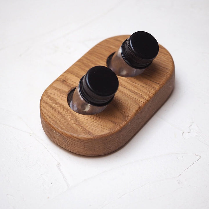 Stojánek na inkoust – dřevěný, Chytrolín II. Vojta Maděrič