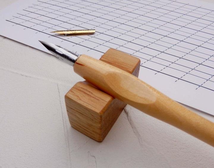 Kaligrafická násadka – přímá | ergonomická rukojeť Ely