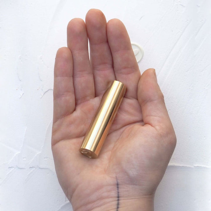 Mosazné pečetidlo – srdíčko | váleček, průměr 10 mm Krasopiska