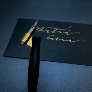 Kaligrafická násadka Oblique, matná černá - plastová Ely