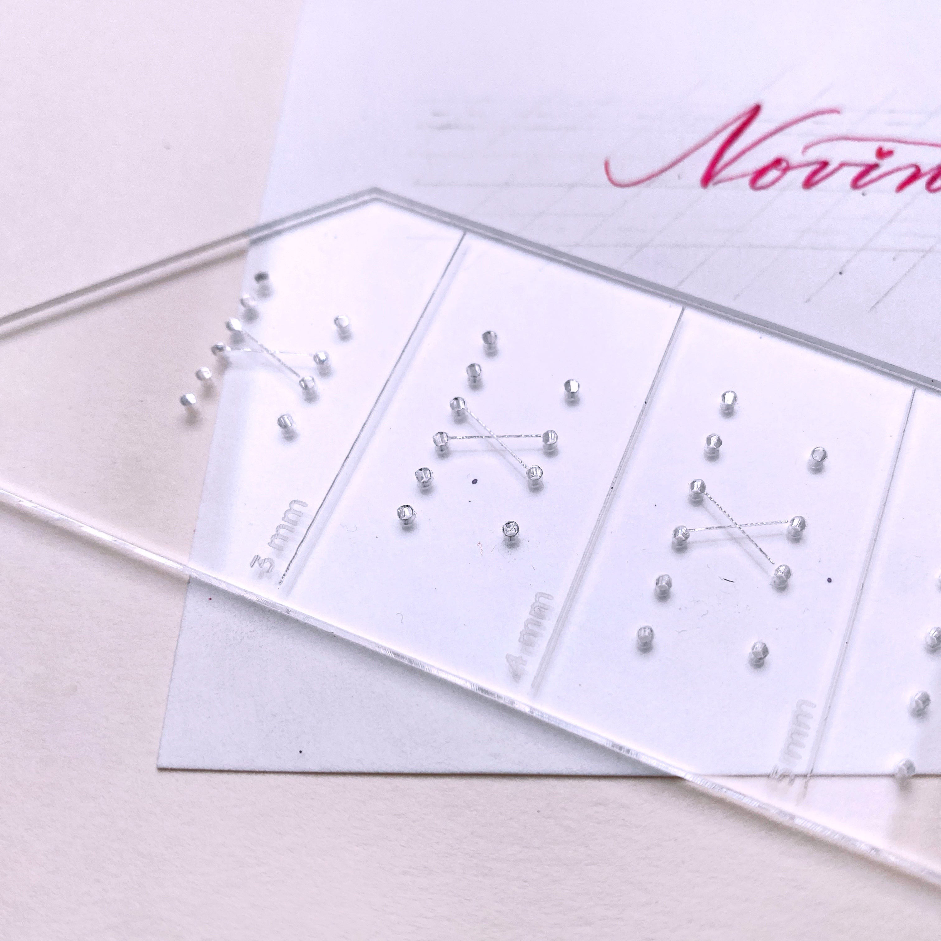 Kaligrafické pravítko na brush lettering, 3–7 mm Ely