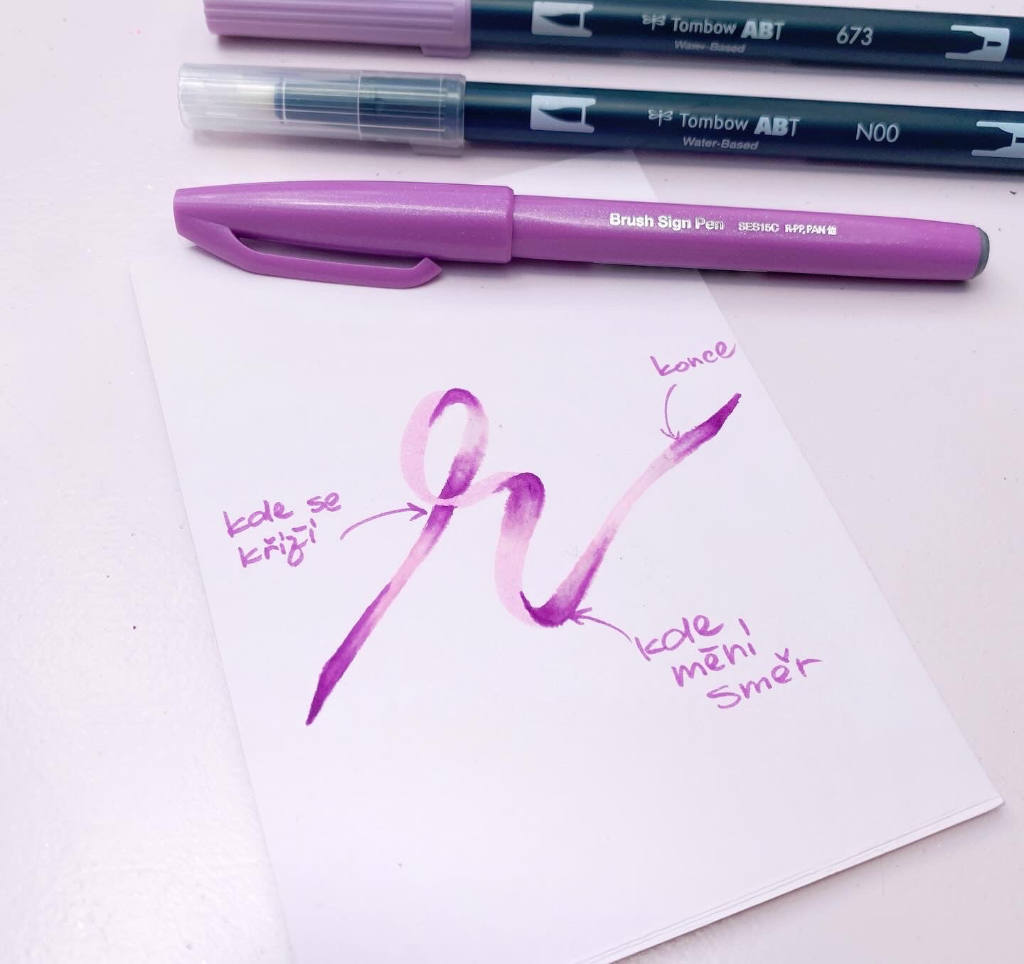 Papír SPEKTRUM 300 g/m² , baby pink, formát A4 a jiné Antalis