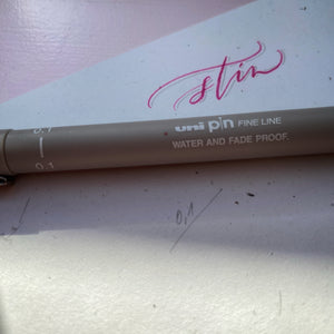 Liner UNI PIN - 0,1 mm, světle šedá Uni-pin