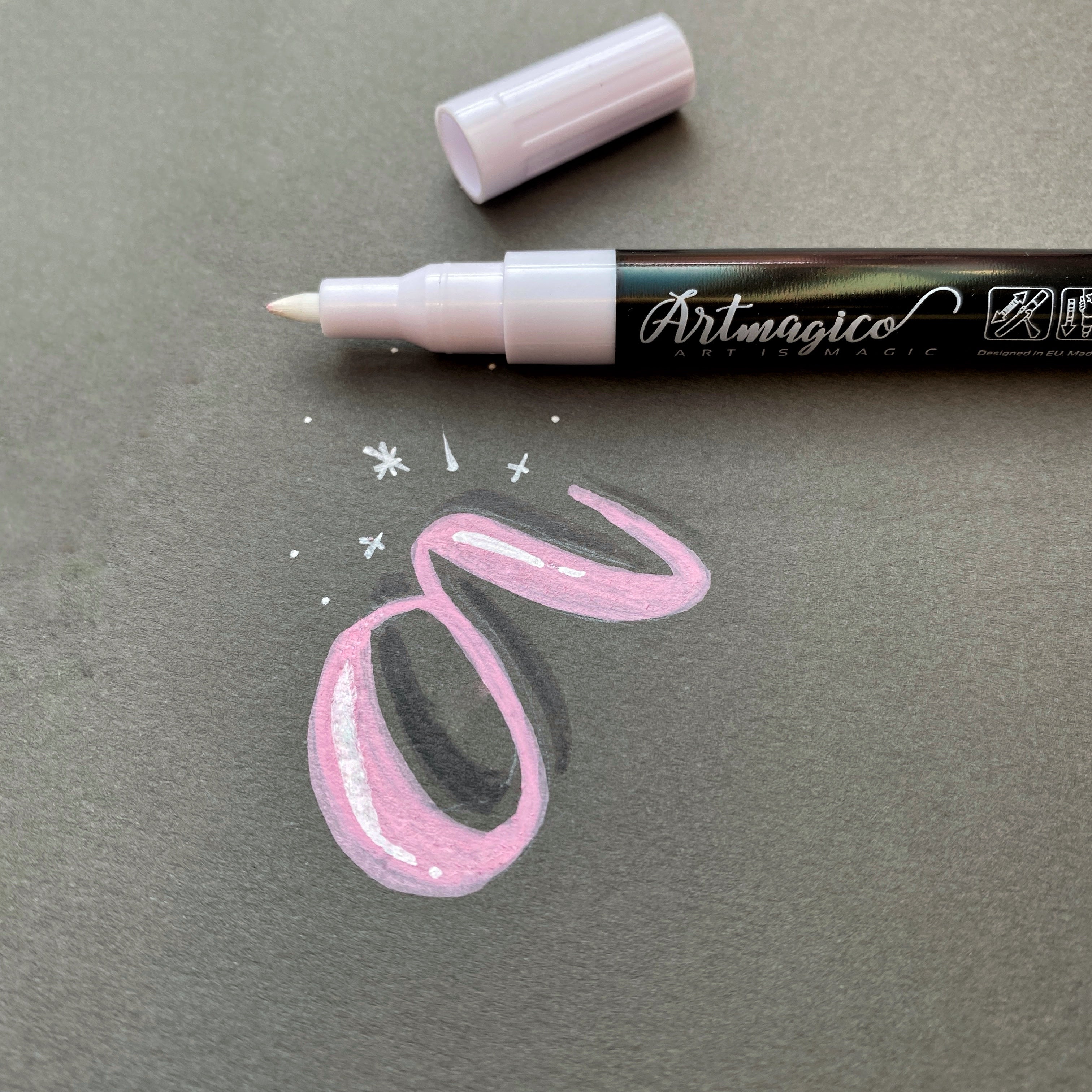 Artmagico – Akrylový popisovač s extra jemným hrotem 0,7 mm, bílá ArtMagico