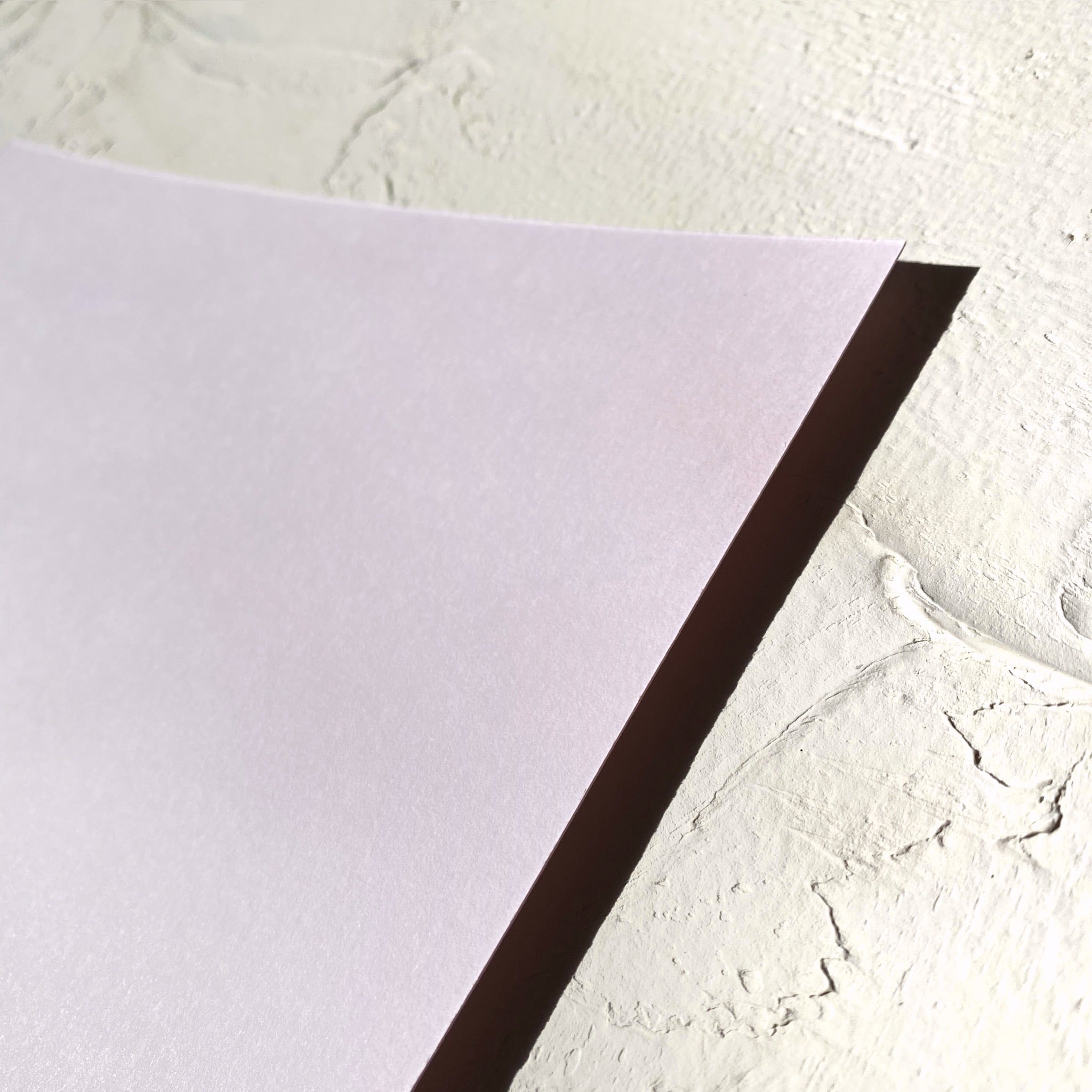 Papír SPEKTRUM 300 g/m² , baby pink, formát A4 a jiné Antalis