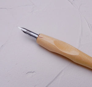 Kaligrafická násadka – přímá | ergonomická rukojeť Ely