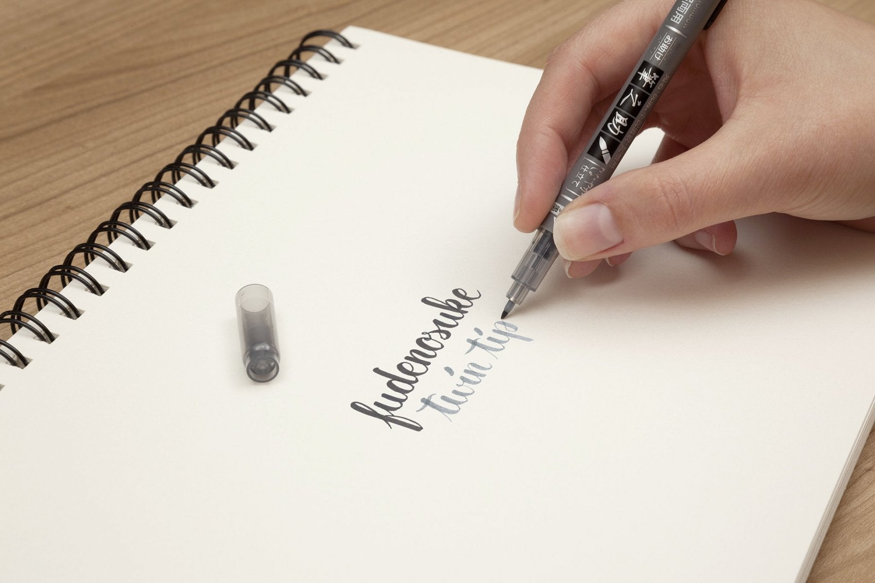 Tombow Fudenosuke Twin | malý oboustranný brush pen Tombow